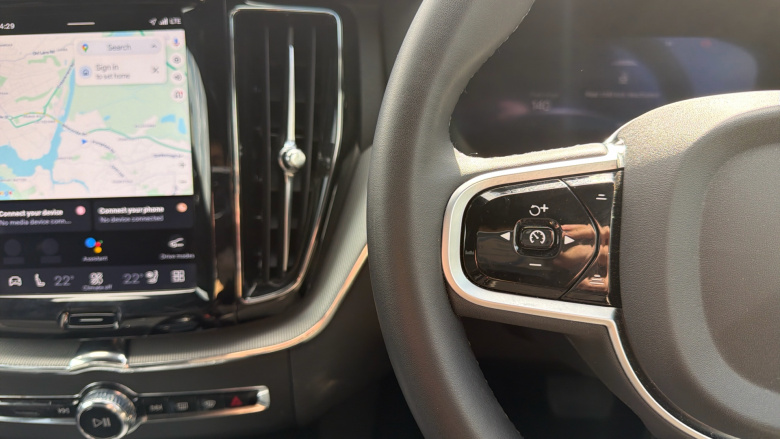 Volvo XC60 2.0 B5P Plus Black Edition 5dr AWD Geartronic Petrol Estate